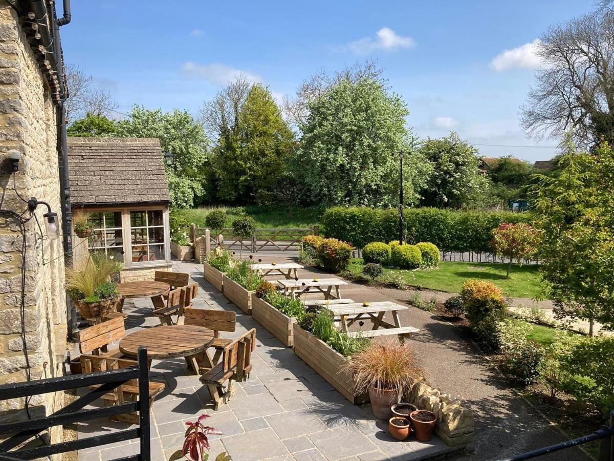 Killingworth Castle Hotel Woodstock Exterior photo